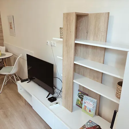 Ivy's Cozy Retreat 2 I Free Parking I Near Kapana Plovdiv